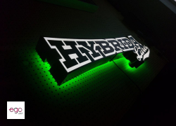 logo-podświetlane-z-efetem-halo2