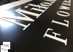 plexi-biala-wyciete-laserem