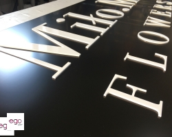 plexi-biala-wyciete-laserem