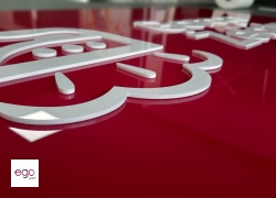 litery-logo-z-plexi-bialej