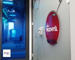 folia-do-biura-witrazowa-transparenta-mrozona-kolorowa