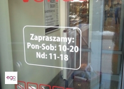 wyklejki-z-godzinami-otwarcia