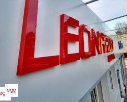 logo-3d-z-plexi-czerwonej-polysk