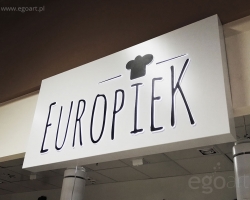 europiek-biały-kaseton-z-dibondu-z-wypuklymi-literami-z-plexi-lublin-dla-piekarni-lublin