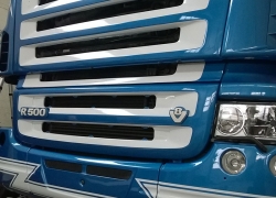 oklejanie-samochodow-ciagnika