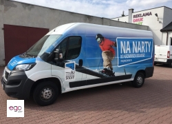 oklejanie-samochodu-vivaro-grafika-drukowana-kazimierz-dolny