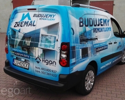 oklejanie-samochodow-berlingo-caly-zremal