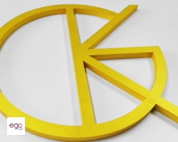 logo-3d-przestrzenne-zlote