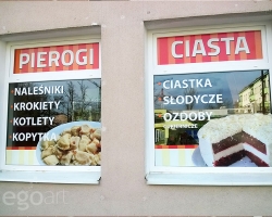 oklejanie-witryn-pierogarnia-lublin-folia-wydruk-plus-ploterowa